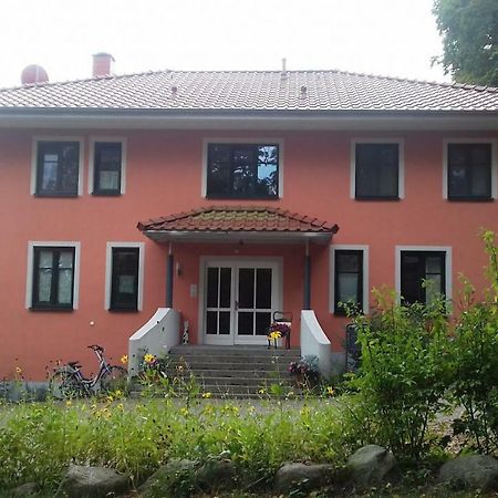 Fewo 1 Waren Mueritz - Haus Buchen Am Tiefwarensee - 1 Zi 외부 사진